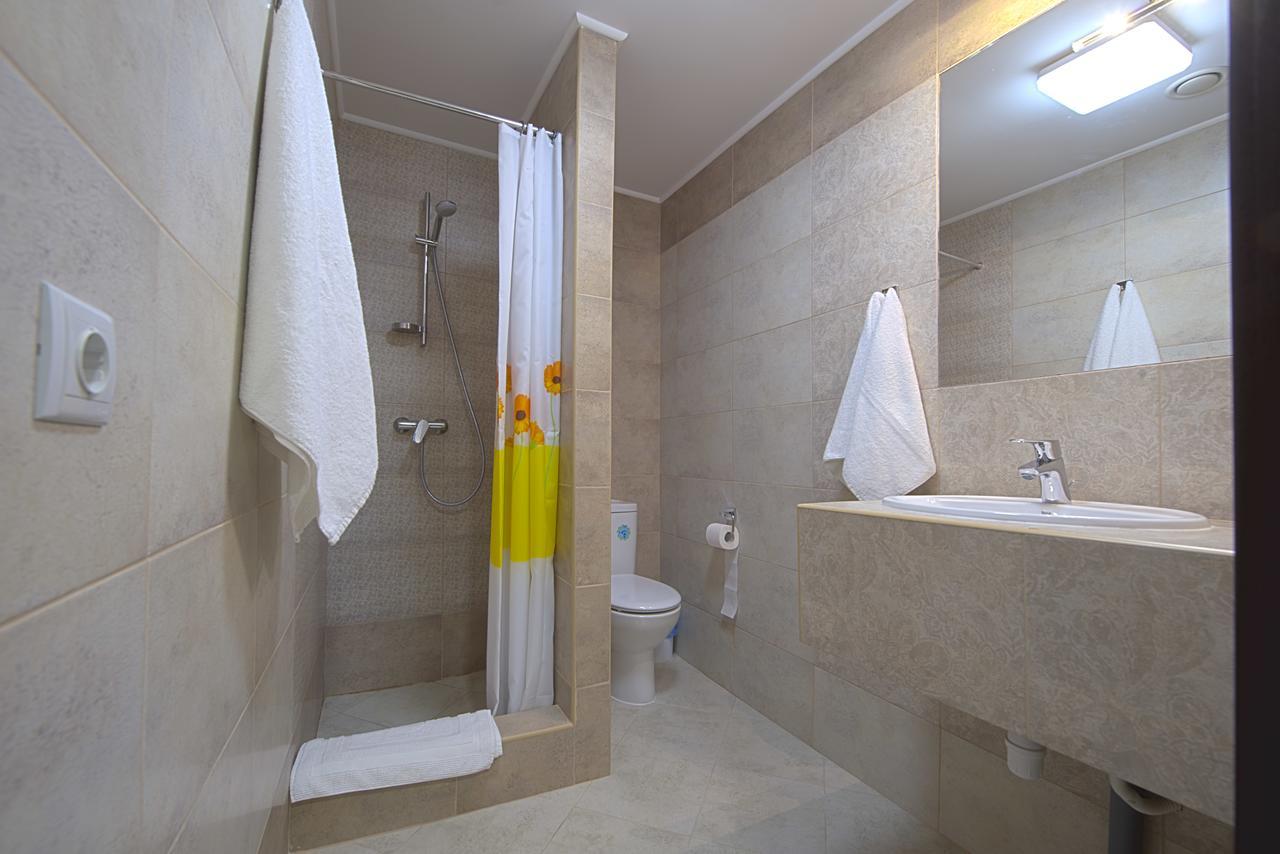 Advenus Hotel Lviv Exterior photo