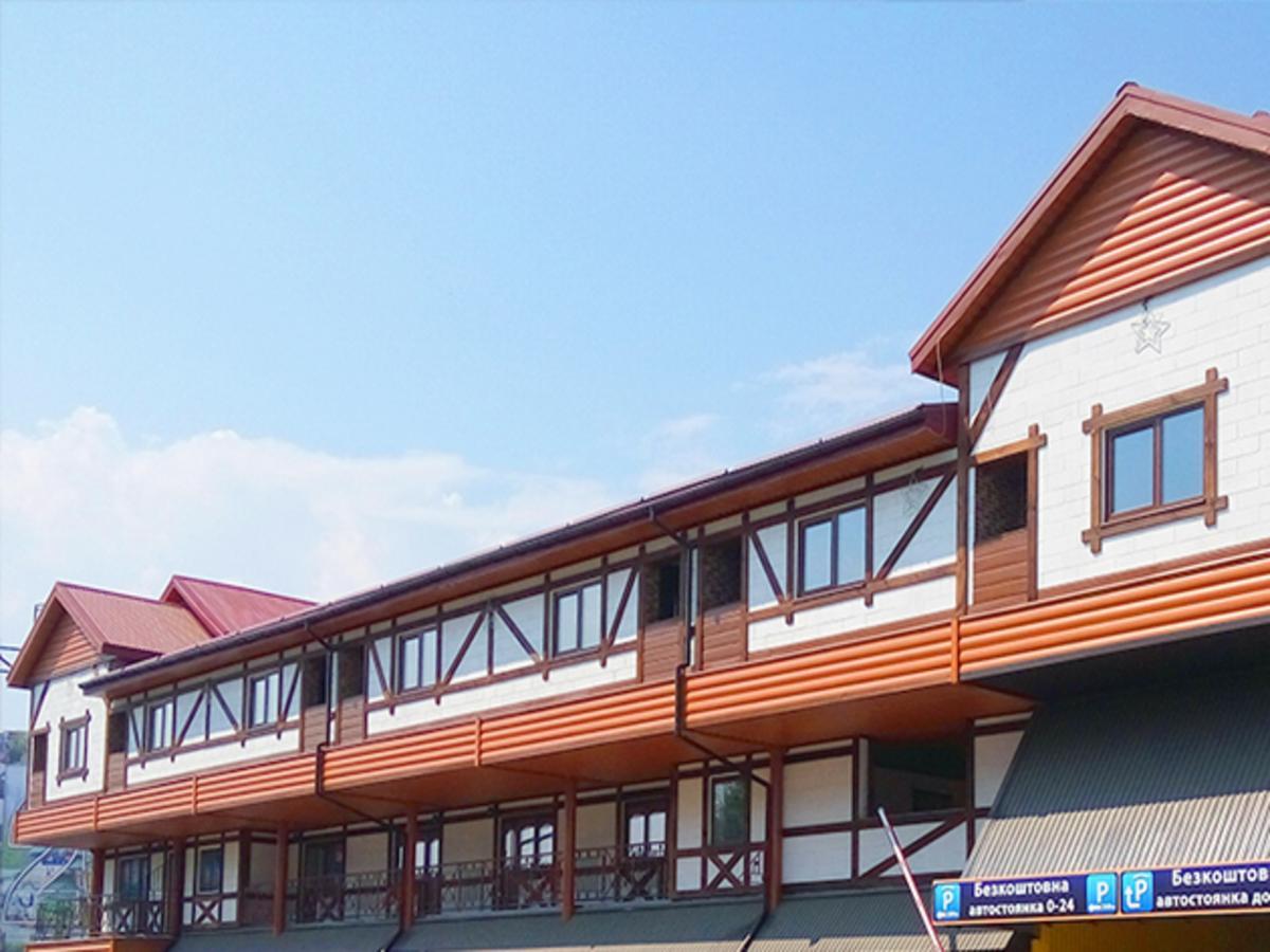 Advenus Hotel Lviv Exterior photo
